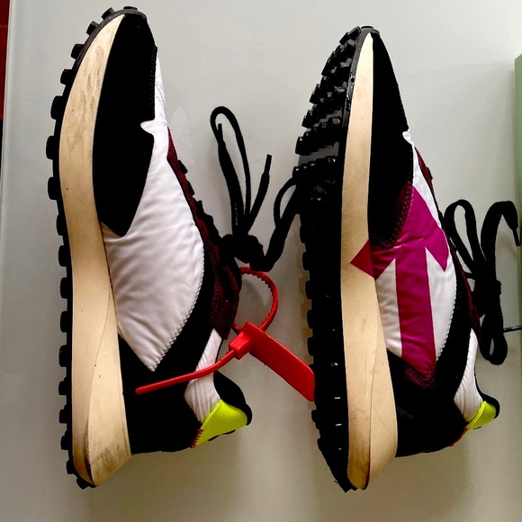 OFF-WHITE C/O VIRGIL ABLOH Arrow Sneakers - Picture 2 of 5